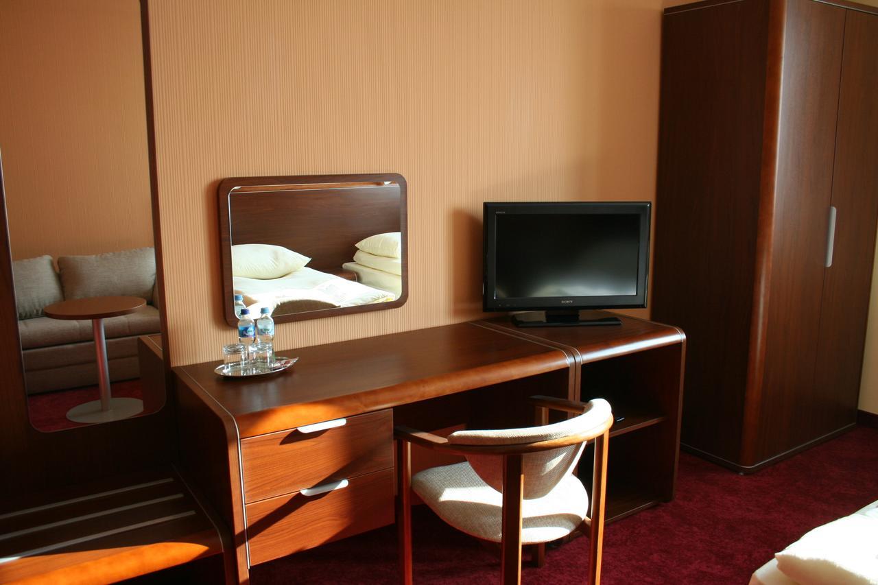 Impresja Motel Borek Wielkopolski Ruang foto